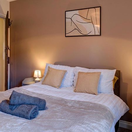 Cosy 2 Bed Home Chesterfield Dış mekan fotoğraf