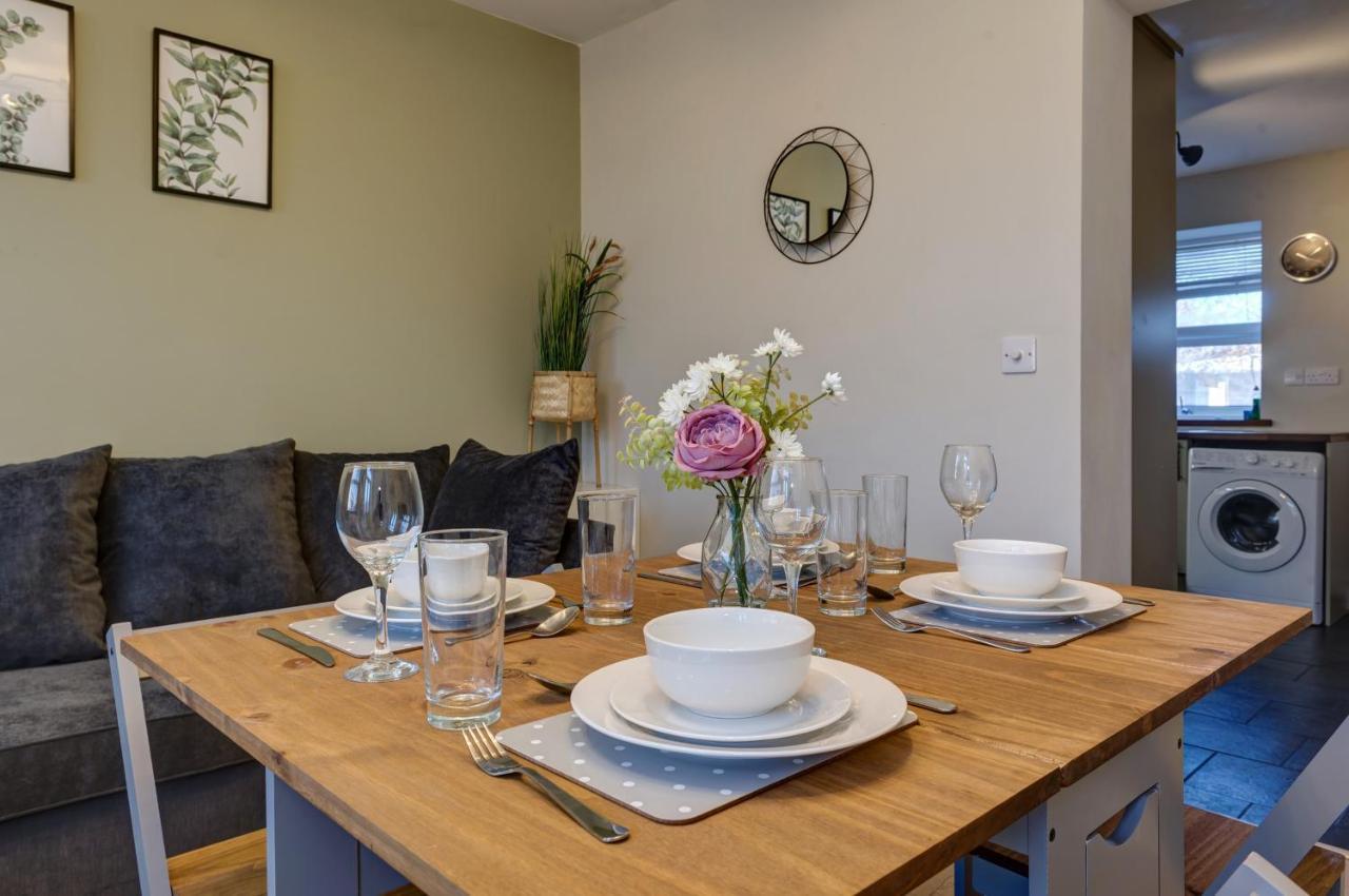 Cosy 2 Bed Home Chesterfield Dış mekan fotoğraf